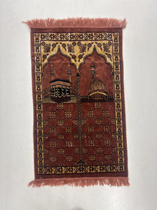 Elegant Islamic Prayer Mat with Fringed Edges