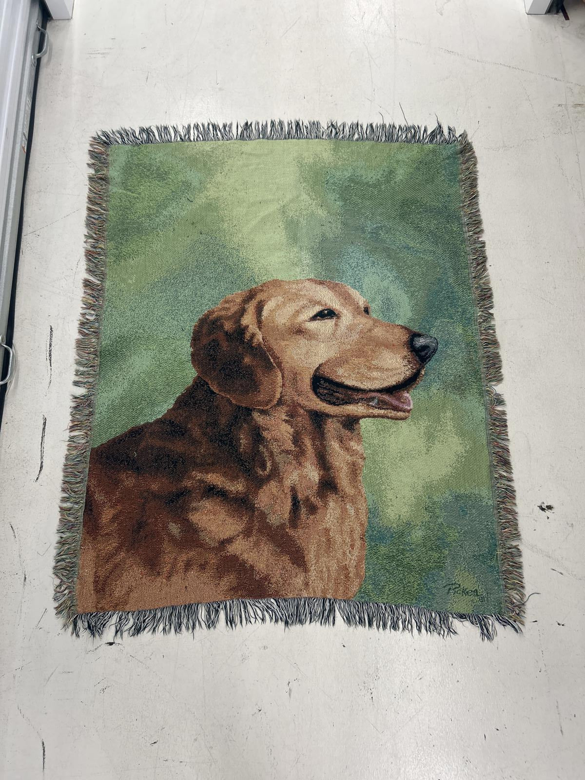 Golden Retriever Tapestry Throw Blanket – Cozy and Stylish