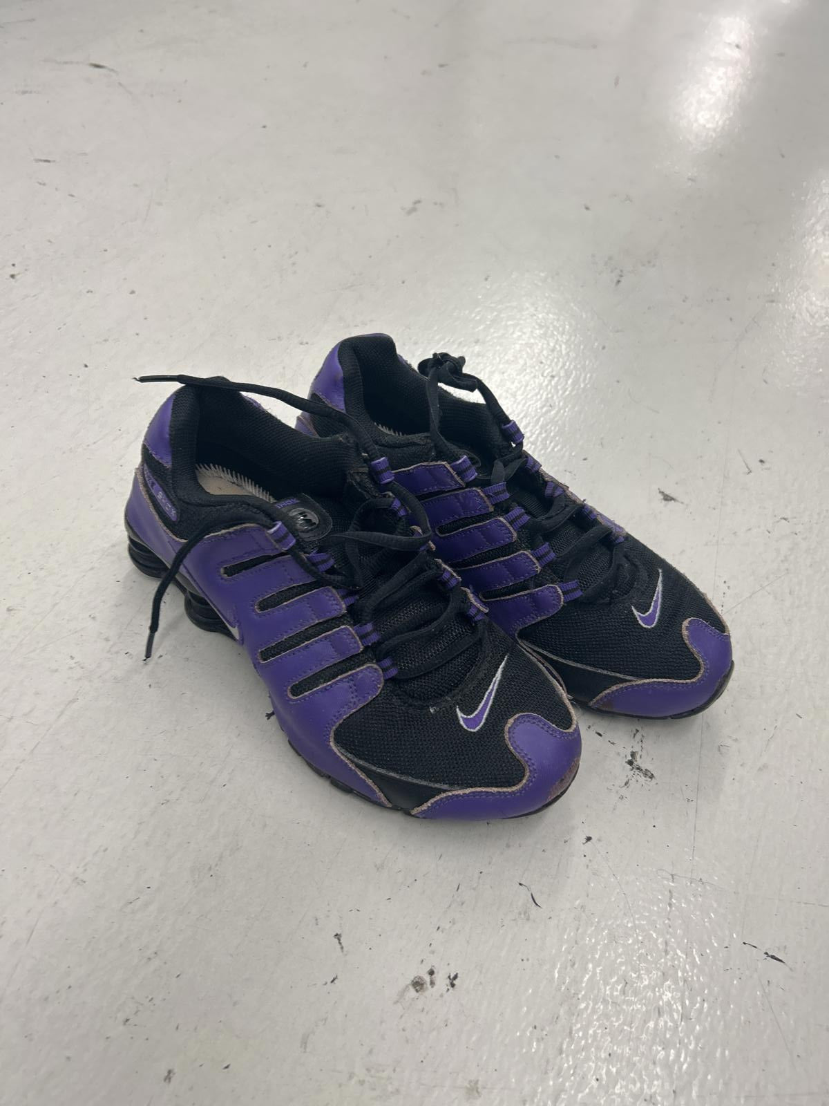 Purple Nike Shox Performance Running Shoes - Purple/Black