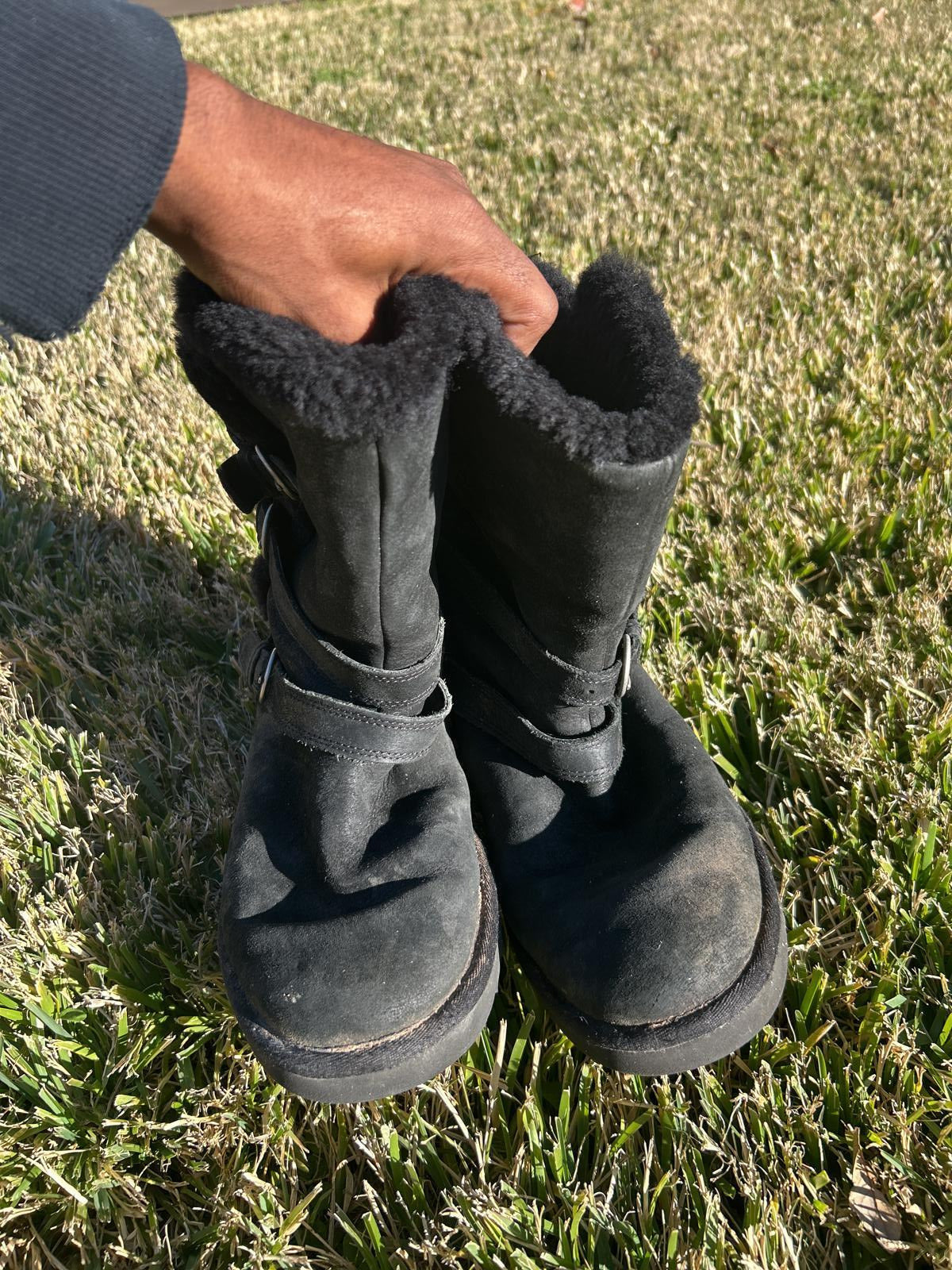 Ugg Buckle Leather Black Faux Fur Winter Boots