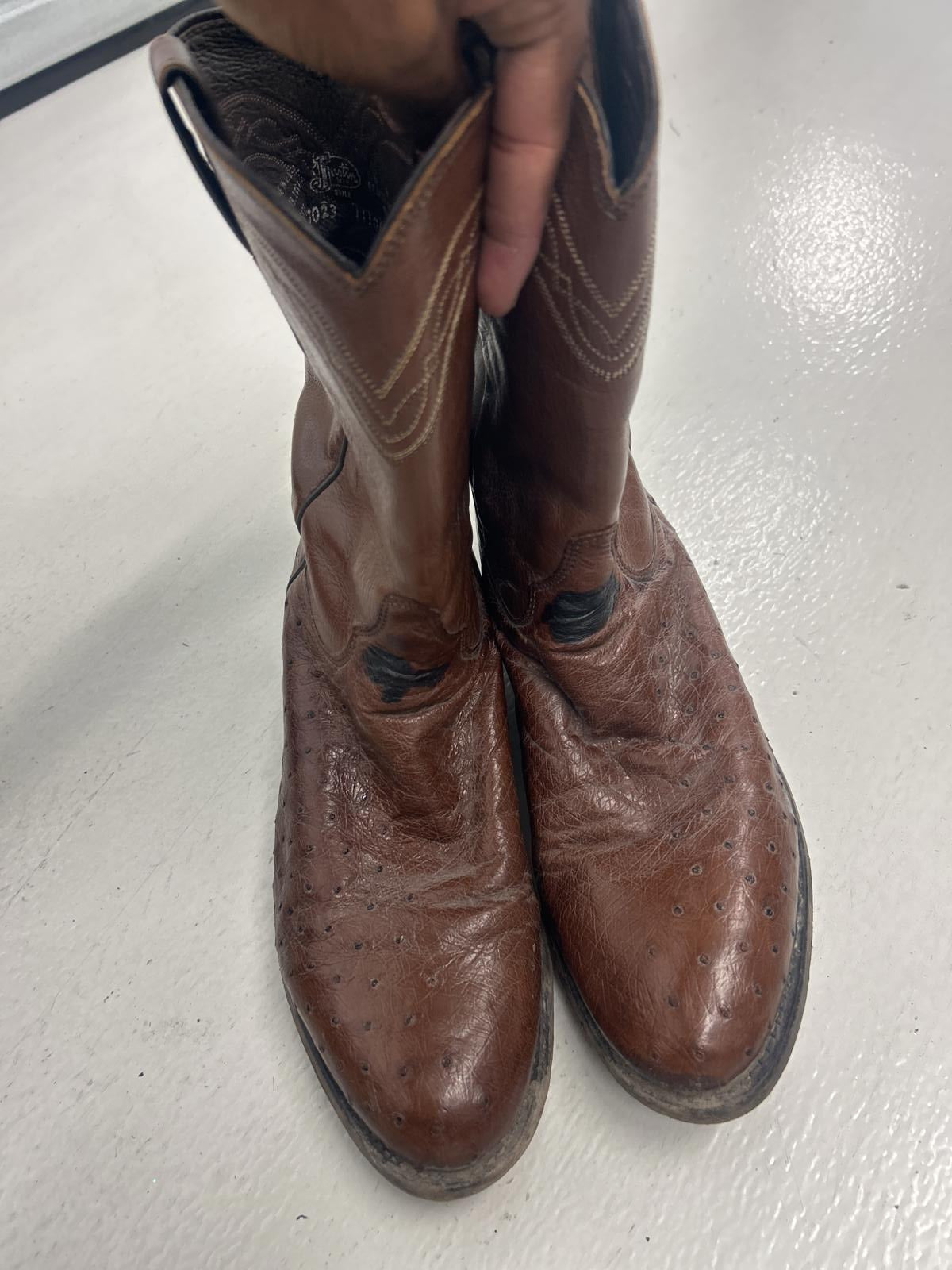 Vintage Justin Brown Leather Cowboy Boots