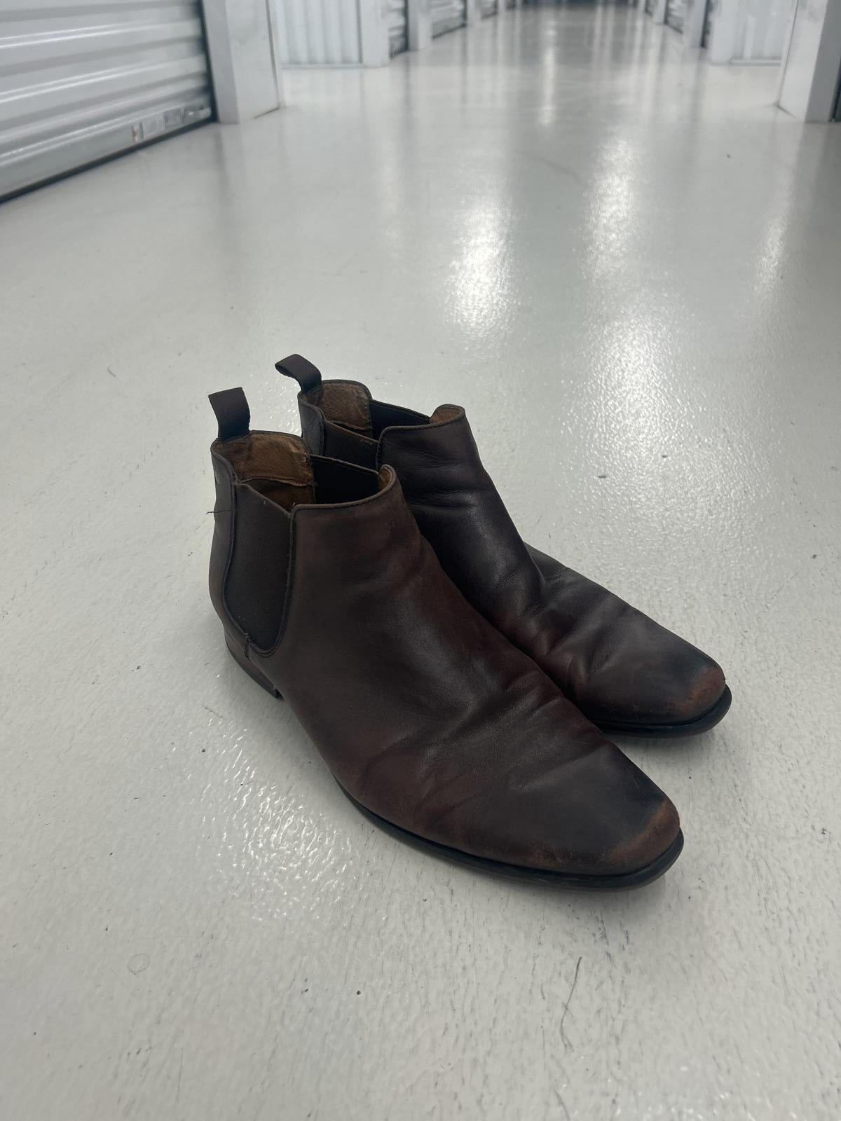 Stylish Brown Leather Chelsea Boots for Men