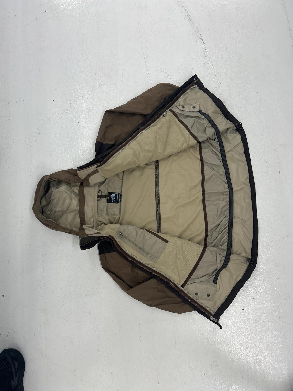 The North Face Men's Waterproof Jacket - Brown Color Block