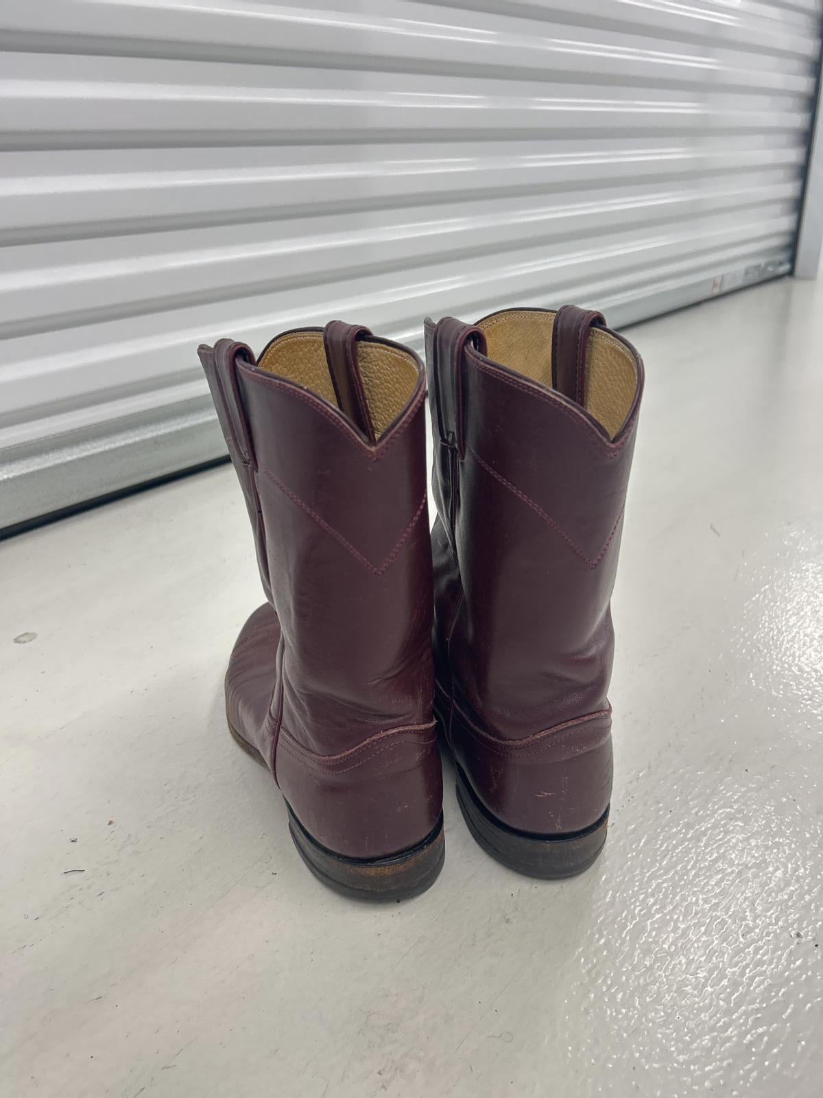 Justin Vintage Burgundy Leather Cowboy Boots