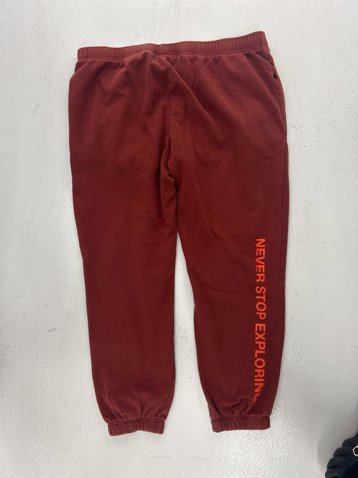 The North Face Men's Comfortable Fleece Joggers - Redwood