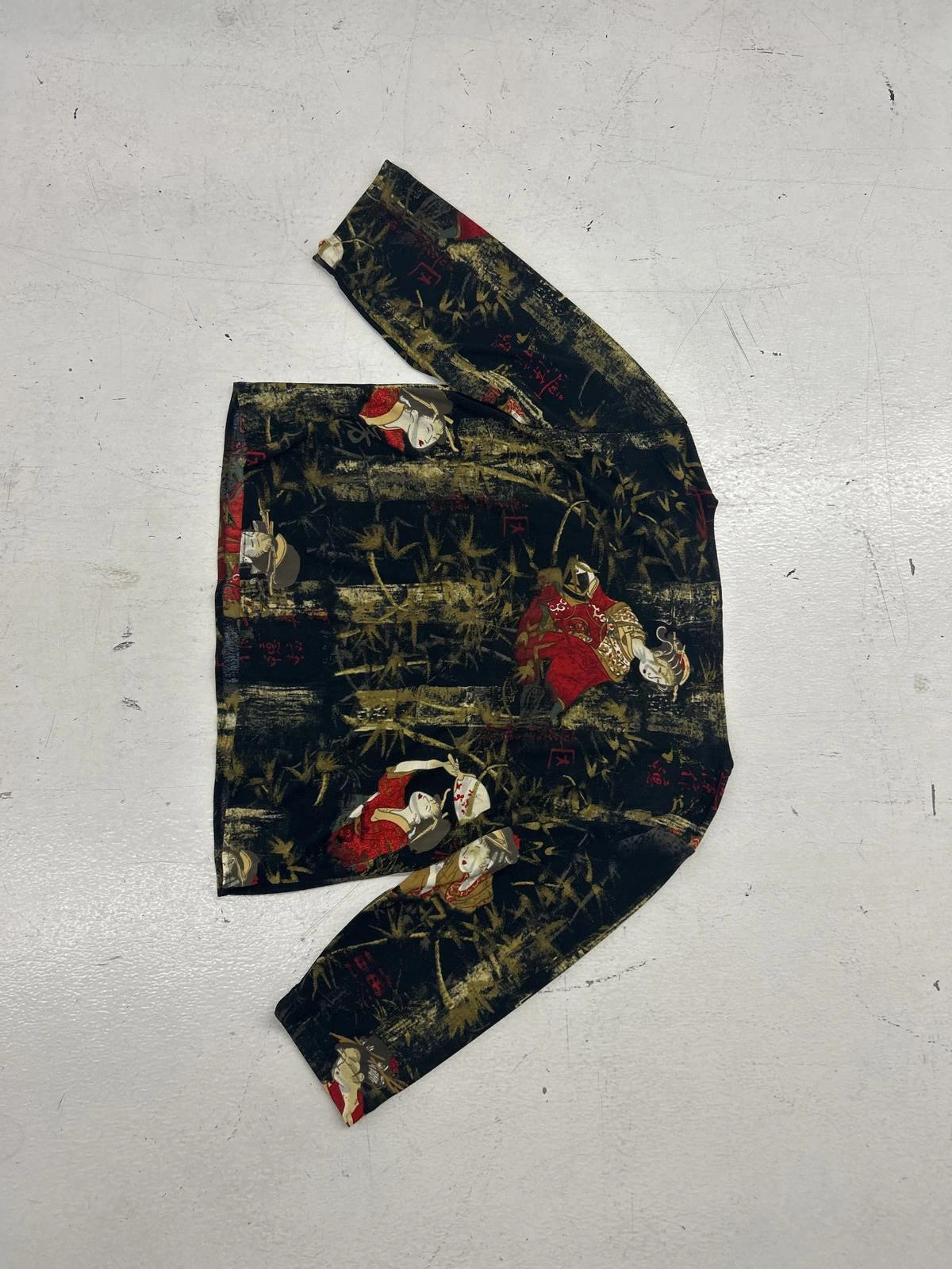 Vintage Japanese-Inspired Graphic Stretch Shirt