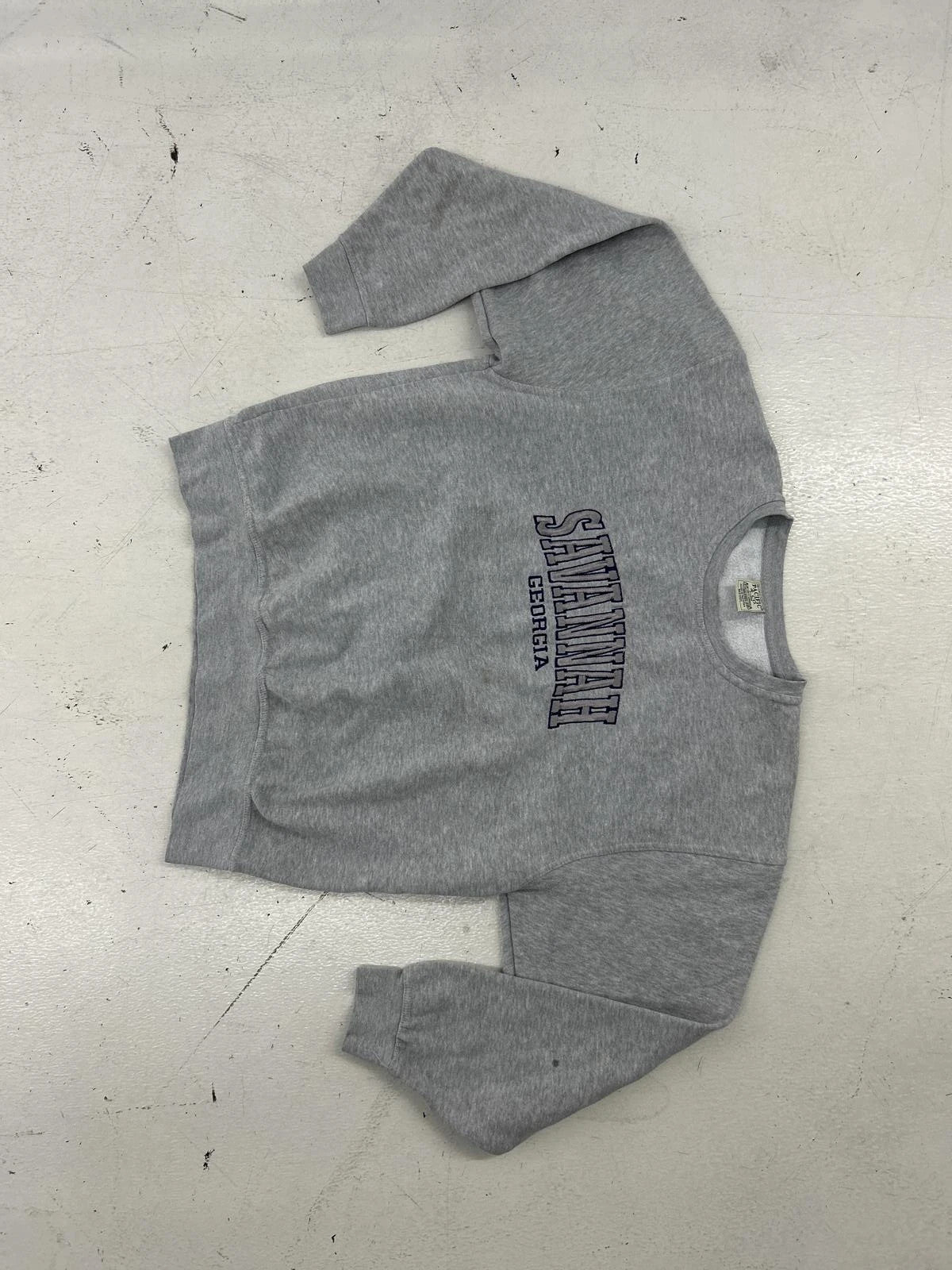 Vintage Gray Crewneck Sweatshirt With Savannah Ga Print