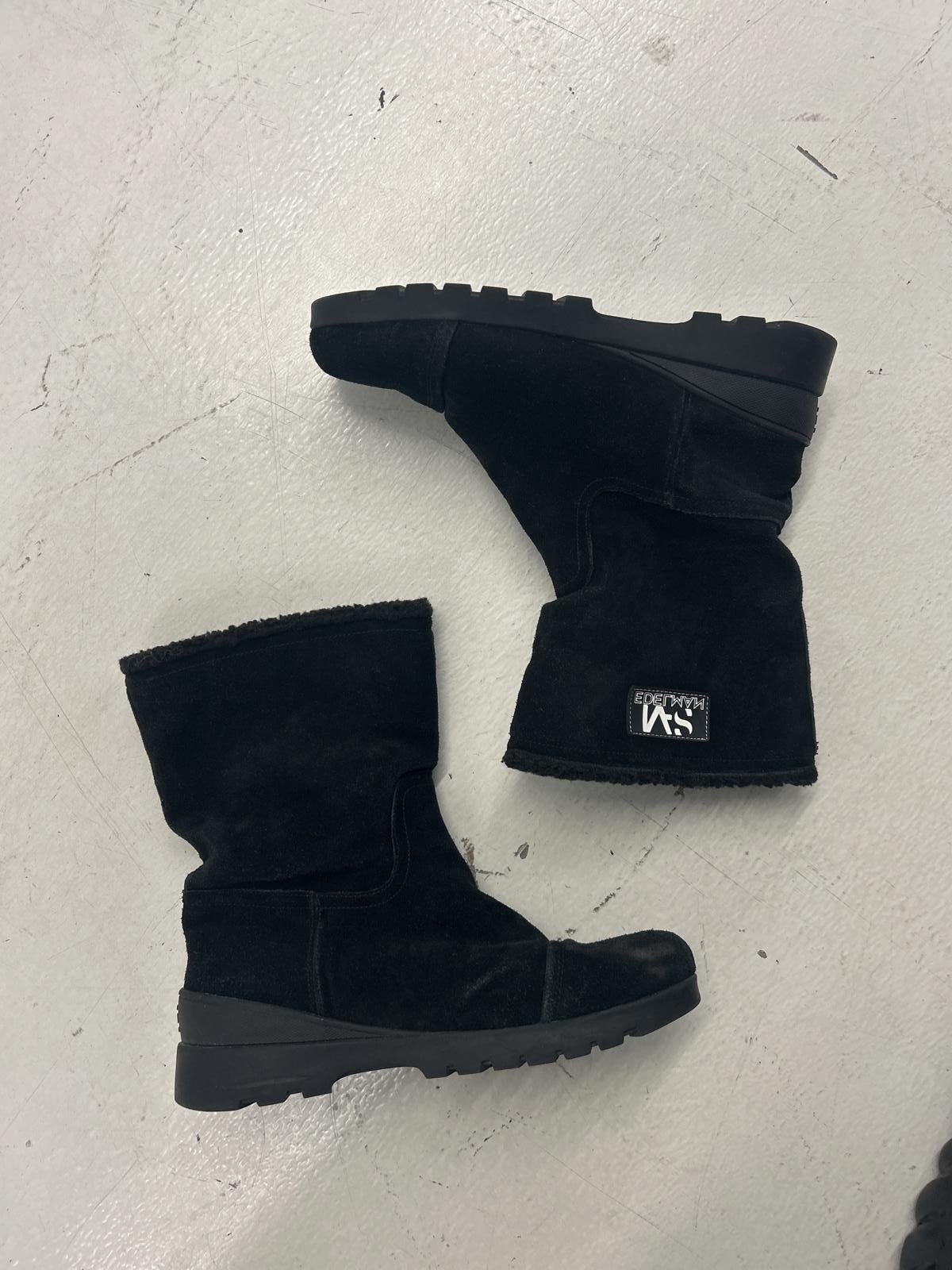 Cozy Black Suede Winter Boots - Perfect for Cold Weather