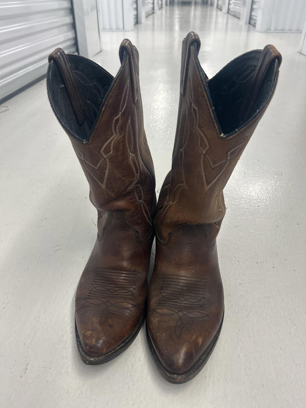 Heavy Vintage Western Cowboy Boots - Brown Leather