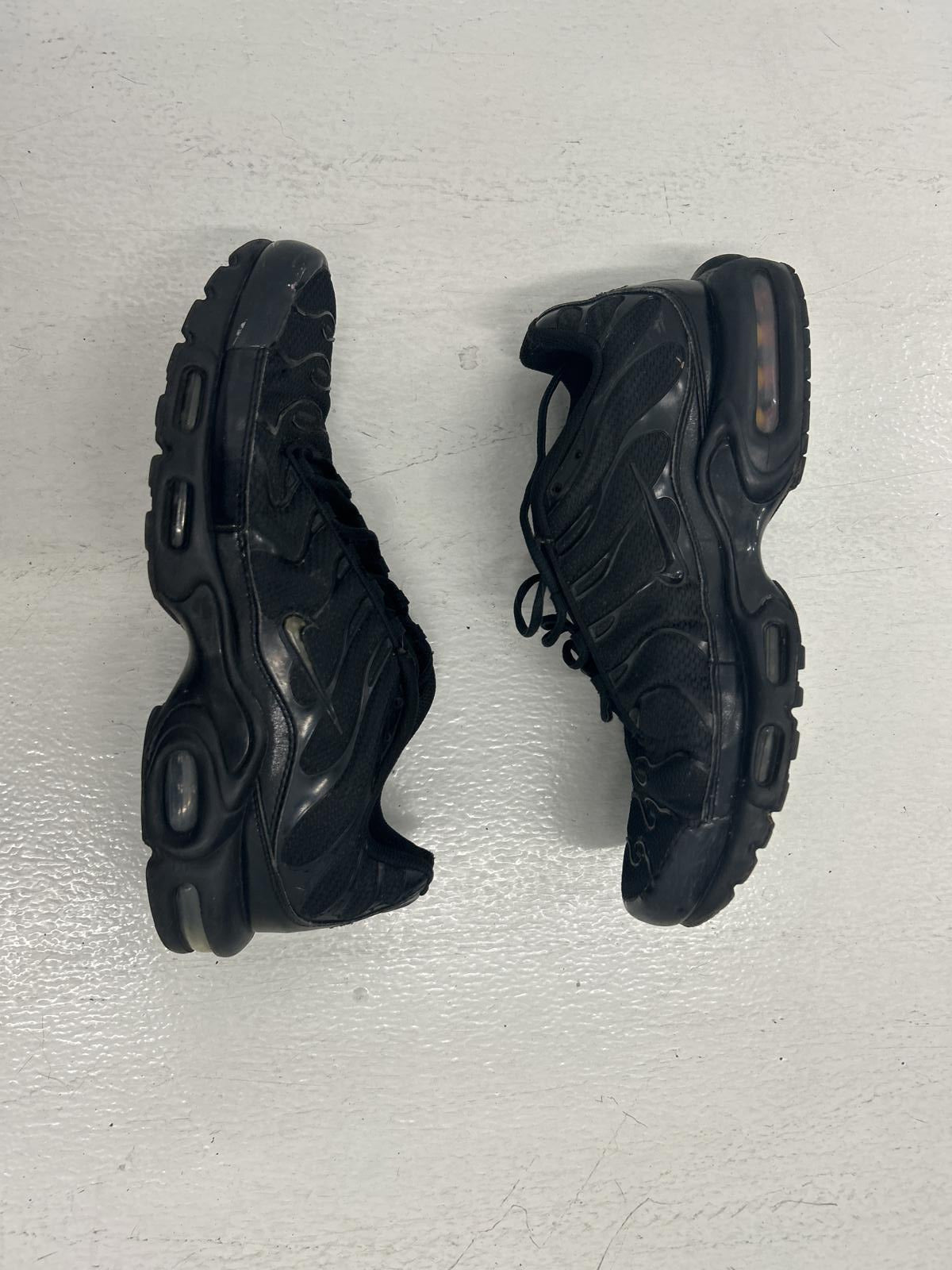 Air Max Plus Black Athletic Shoes