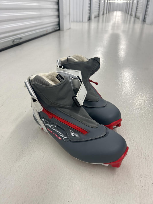 Salomon Gray and Red Ski Boots - Performance