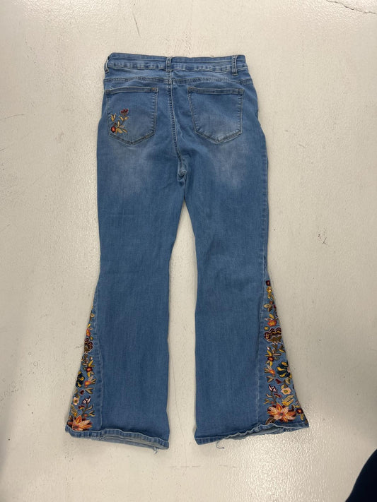 Stylish Embroidered Floral Flare Jeans