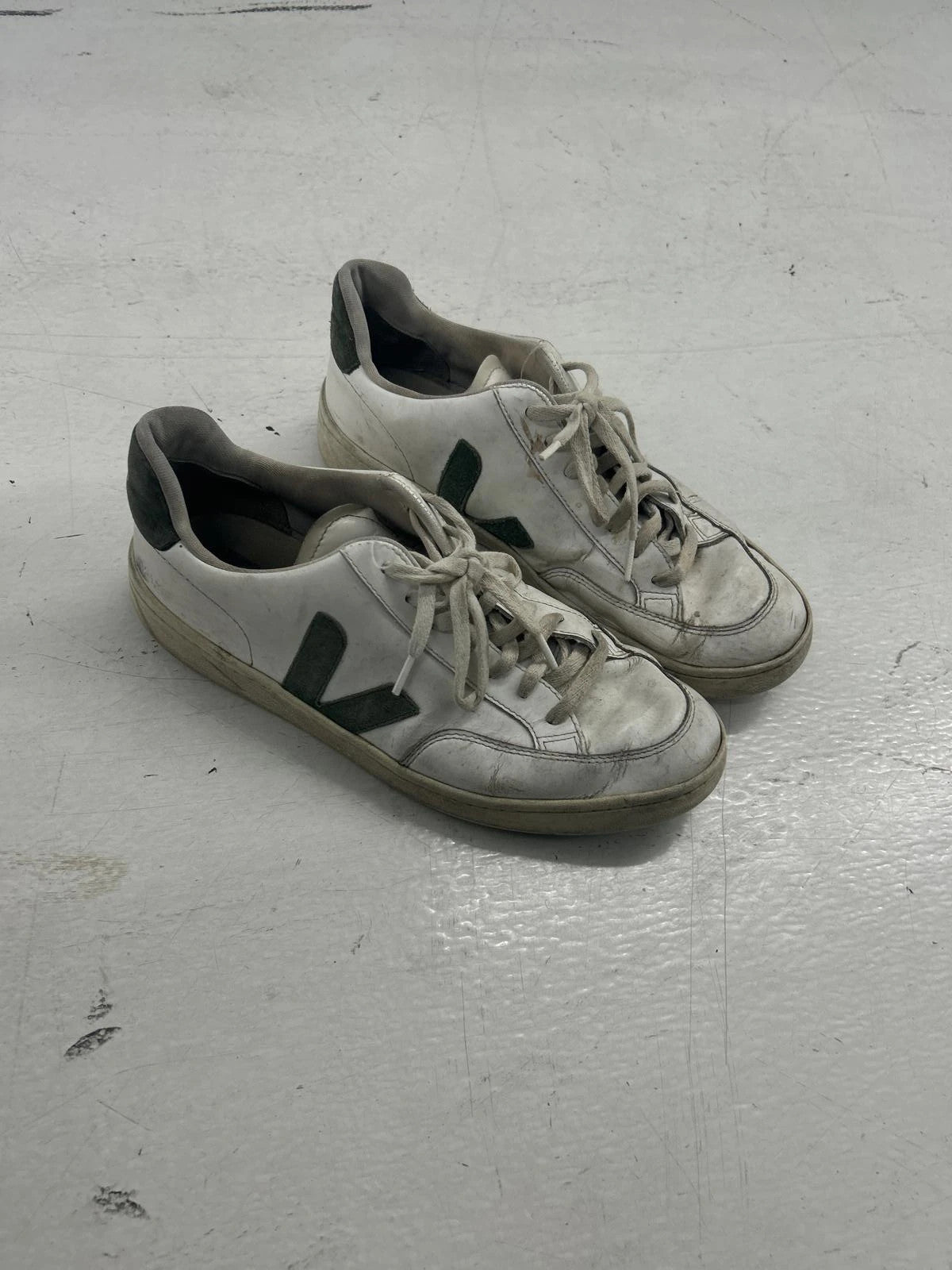 Veja White And Green Sneakers - Eco-Friendly Trainers