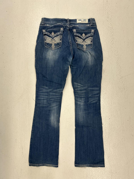 Stylish Women's Bootcut Jeans with Embellished Pockets