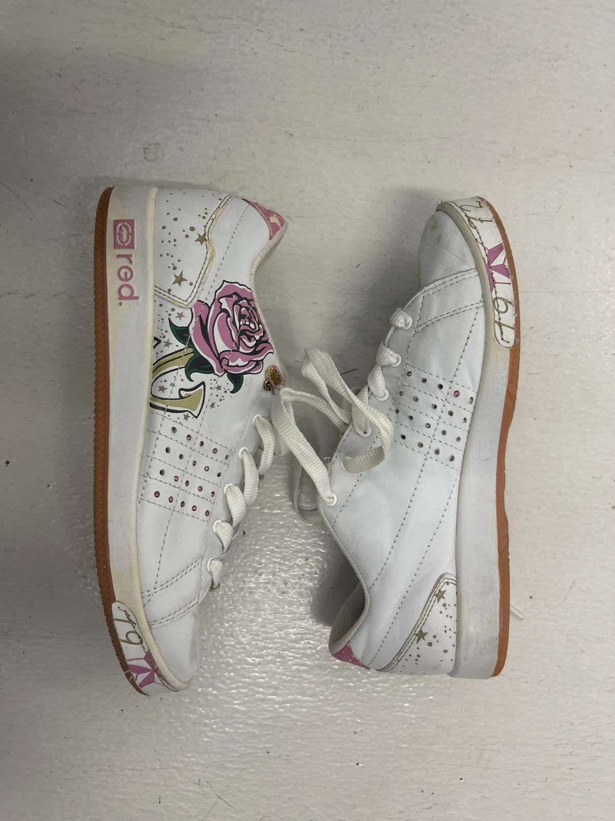 Vintage Ecko UNLTD. White Sneakers with Floral Design