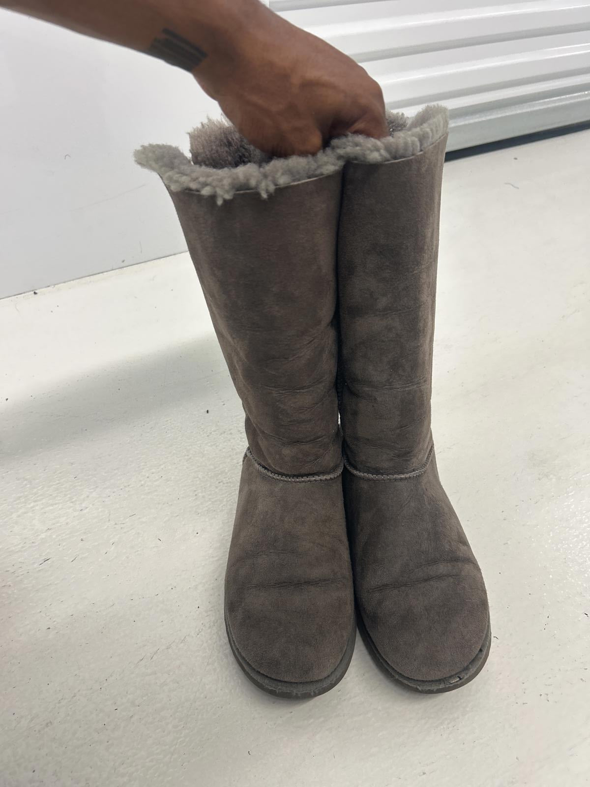 UGG Australia Women's Gray Boots with Ribbons