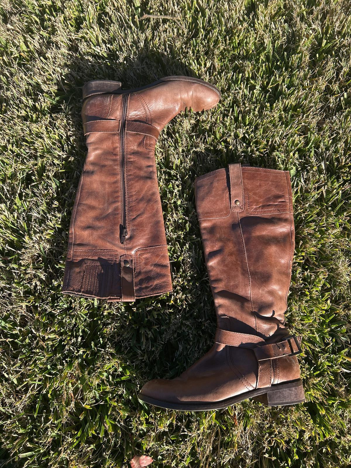 Minimal Buckle Brown Leather Riding Boots