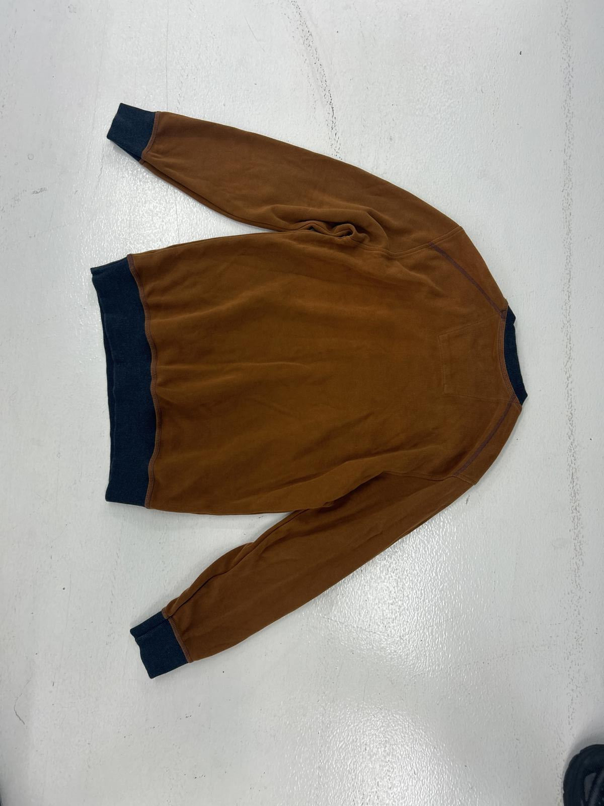 Tony Montaña Casual Crewneck Sweater - Brown & Navy