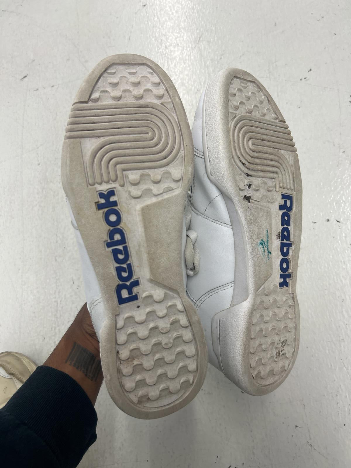 Reebok Classic White Sneakers - Comfortable and Stylish